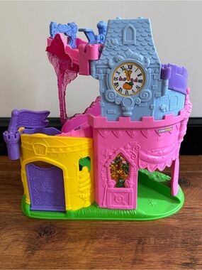Fisher-Price Little People Disney Princess Twist & Light Wheelies Tower (2016)